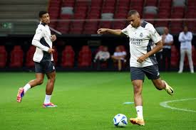 迷们津津乐 迷们津津乐